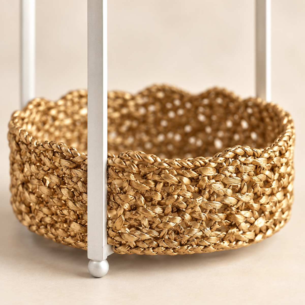 Cylindrical large gold